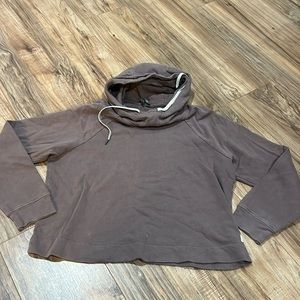 Vuori Crop Hoodie